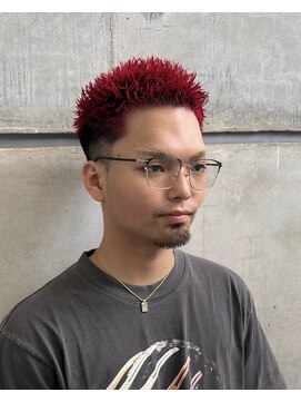 オーシャントーキョー ホワイト 原宿(OCEAN TOKYO WHITE) スパイキーショート刈り上げフェードツーブロック七三パーマ