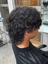 ゼノ 海老名(XENO)&nbsp;シャドウパーマラウンドマッシュフェザーパーマメンズパーマ眉毛