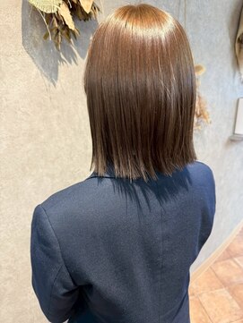 パーミル ヘア クマモト(permille ‰ hair Kumamoto) ベージュ×オリーブ