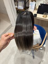ティアレ(Tiare)&nbsp;サラサラロング、髪質改善ストレートヘア
