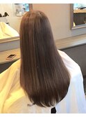 抜群のツヤ感と柔らかさのロングレイヤー