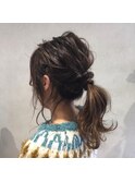 ふんわりポニーテール