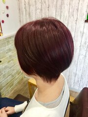 艶髪ローズピンクカラーハンサムショート