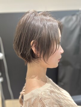 ジエクト 本店(The Ect) インナーグリーンミニマルボブ