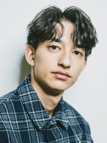 オーシャントーキョーオーバー 渋谷(OCEAN TOKYO OVER)&nbsp;スーツ短髪ツーブロック束感モテるパーママッシュ黒髪韓流