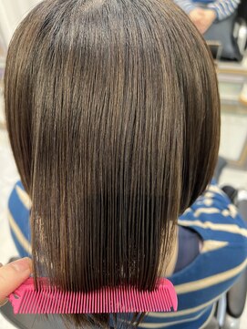 エスカーラ 表参道(THE ESCALA) @m_ayu/ボブウルフ/グレージュカラー/タビラマユミ