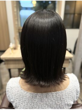 ビースリー ロア 外ハネスタイル2023/9/21