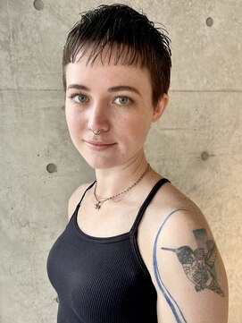 スクリーンギンザメゾン 銀座(SCREEN GINZA MAISON.) MEN’S HAIR/サーフカール/刈り上げセンターパート/銀座