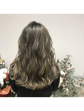 ボタニウムドットアン バイ アールサロン(BOTANIUM.An by Rr SALON) 【BOTANIUM.An】グレージュ