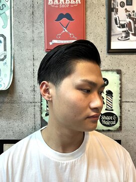 スタンドバーバー 柏(STAND BARBER) マッシュパーマ/ウルフ/アッシュブラック/カルマパーマ/柏