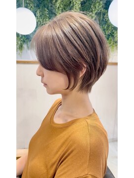 ビューイースト 亀戸 錦糸町(VIEW EAST) 大人女性ショート/ハイトーン/ミルクティー