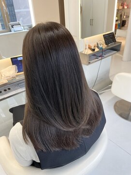 ピュクシス(pyxis) 髪質改善ストレート＋ローレイヤースタイル