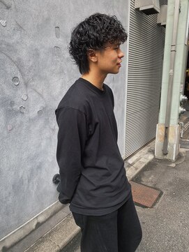 ハイセンス(HISENSE) メンズシャドウパーマウルフカット　【GIA】