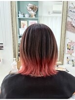ラグラスヘア(LAGRAS HAIR)&nbsp;ピンクの外はねボブ