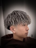 ルーストデラックス 京都河原町三条(ROOST dx) MEN’S HAIR/パイルツイスト/メッシュ/ジェット/京都河原町