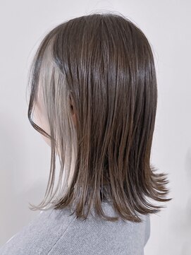 アナザヘアー なんば 高島屋前店(ANAZA hair) ツヤ系外ハネ&イヤリングカラーグレージュ♪20代30代40代