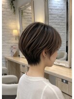 アッシュ 白楽店(Ash) 軽やか毛流れの洗練ナチュラルショート