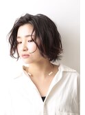 ショートボブ