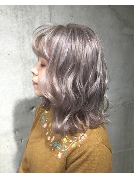 ガルボ ヘアー(garbo hair) garbo【透明感・透け感UP】ホワイトグレージュカラーのご紹介♪