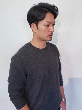 ワンワンオー バーバーショップ 博多店(@110 BARBER SHOP) ビジカジツーブロック