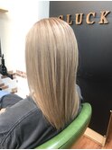 ブロンドcolor beige