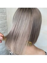 アンククロス 表参道(ANKH CROSS)&nbsp;ブリーチカラー【ホワイトベージュ】