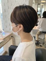 アーロン(aaron)&nbsp;【サロンワーク】小頭に仕上げたナチュラルショート。