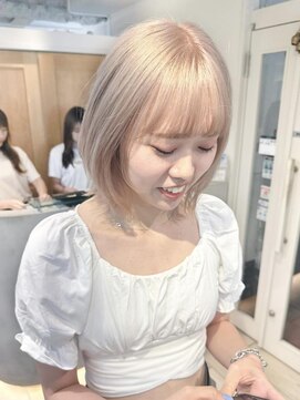 テトラ バイ ネオリーブ 横浜西口店(tetra by neolive) ホワイトベージュ＊*【横浜/横浜駅】