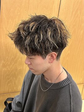 ニアウ 伊勢崎連取店(Niau) 波巻きスパイラルパーマツイストスパイラルパーマシャドウパーマ