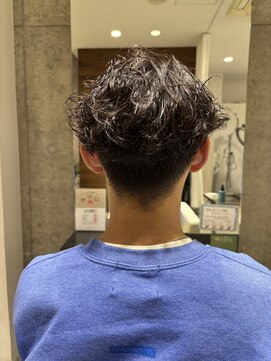 ミリ(milli Produce by ITAKURA) スパイラルパーマ