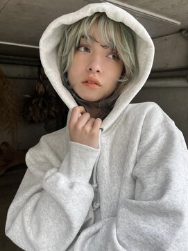 ローブ アオヤマ(LOAVE AOYAMA) ミントとブラックのデザインカラー／レイヤースタイル 10代 20代