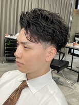 イーラ(era) ツイストスパイラルパーマハーフバック