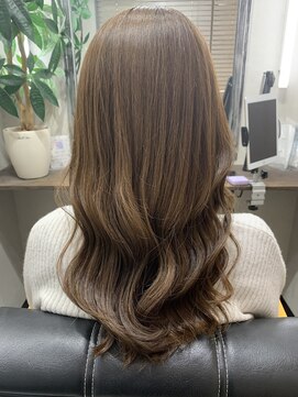 アトリエナガノ(atelier nagano) ニュアンスカラー/センターパート/ツヤ髪スタイル/ブルージュ