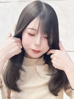 ジィルム(XELM)&nbsp;ハイライトカラーミルクティーベージュレイヤーカット