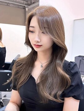 ニトバイアンキシム(nit by ahnkism) 韓国風レイヤーカット顔まわりくびれオルチャン堀江