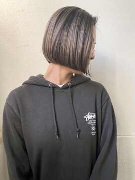 ヘアースタジオ ゼン カロン(Hair studio Zen kalon) 白髪ぼかしハイライト