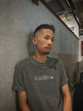 カムレイドフォーライフ(COMRADE 4 LIFE) 大人気スタイル! 夏のスキンフェード ハイフェード 担当松尾