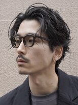 フィフス 天神大名(fifth)&nbsp;天神大名メンズパーマフェザーパーマセンターパートガイルヘア