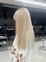 ジーナリア(Xena ria)&nbsp;《Kaede》ホワイトベージュ