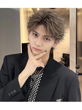 アストラ(ASTRA) MEN’S HAIR/波巻きツイストスパイラル/リバースセンターパート