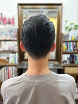 チアロルーチェ(Chiaro Luce)&nbsp;メンズメンズカットセンターパートリクルート刈り上げショート