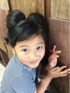 美容室 アンテナ オンワード店(ANTENNA) 七五三アップスタイル