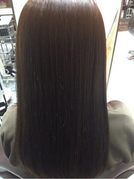 ヘアーフォーカス サラつやストレート