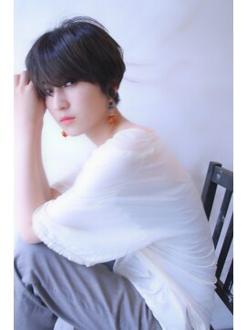 ブーケ(BOUQUET) 厚めバング・個性的・クラシカル・モード・似合わせカット