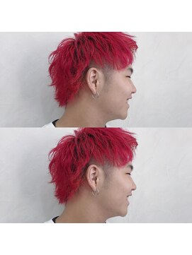 ジゼル(gisele) 赤髪アップバングウルフ