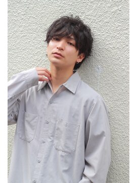 ブークル(boucle) バング長めのマッシュウルフ。