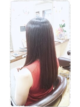 リン ヘアファクトリー アンド アイラッシュサロン(RIN) やわらかロングストレート
