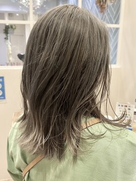 タミー 武蔵小杉(TAMMY) グレージュカラー