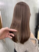 キラ 原宿(KILLA)&nbsp;ダブルカラーミディアムショコラベージュボブウルフグレージュ