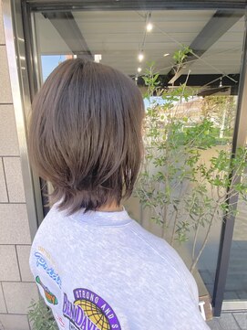 ルアナ(Luana) 外はねボブ